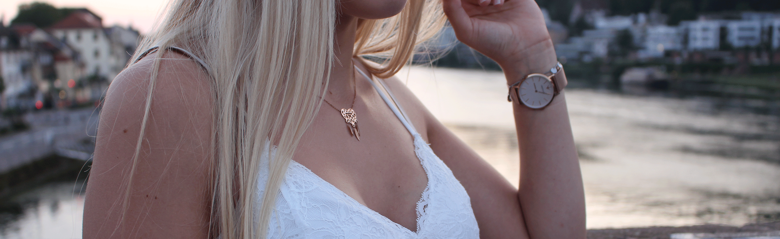 dreizack damen halsketten